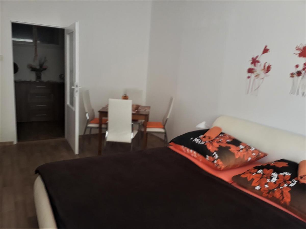 Apartmany Karlštejn Eksteriør billede